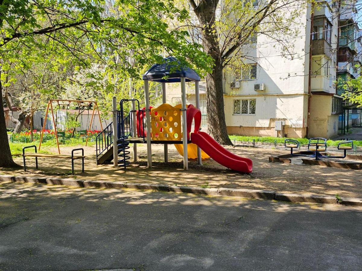 Квартира На Французском Бульваре Возле Моря И Института Филатова! Odessa Exterior foto